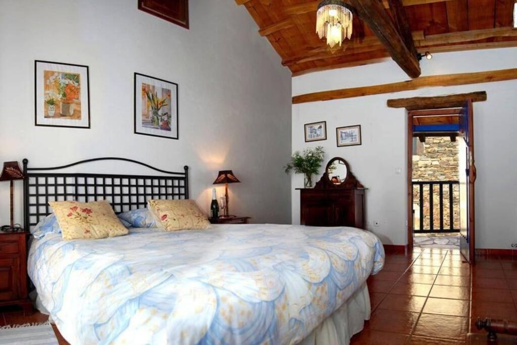 فيلا Casa Camarga Santiago Millas المظهر الخارجي الصورة