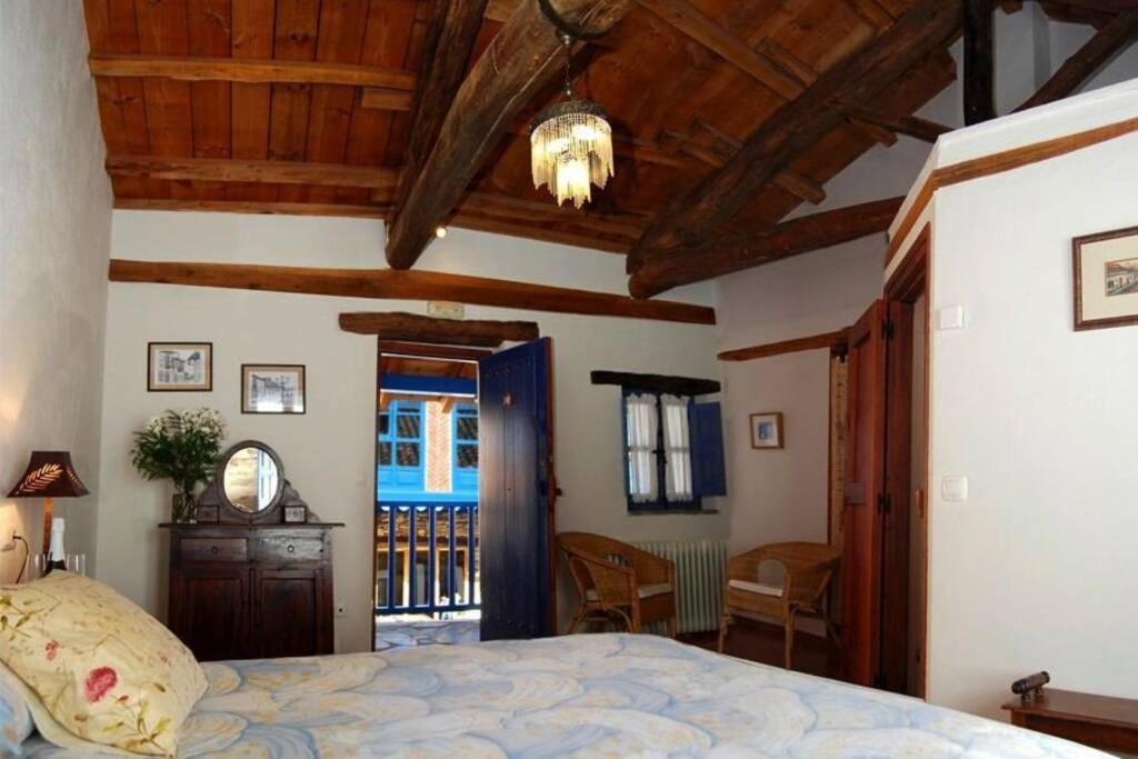 فيلا Casa Camarga Santiago Millas المظهر الخارجي الصورة